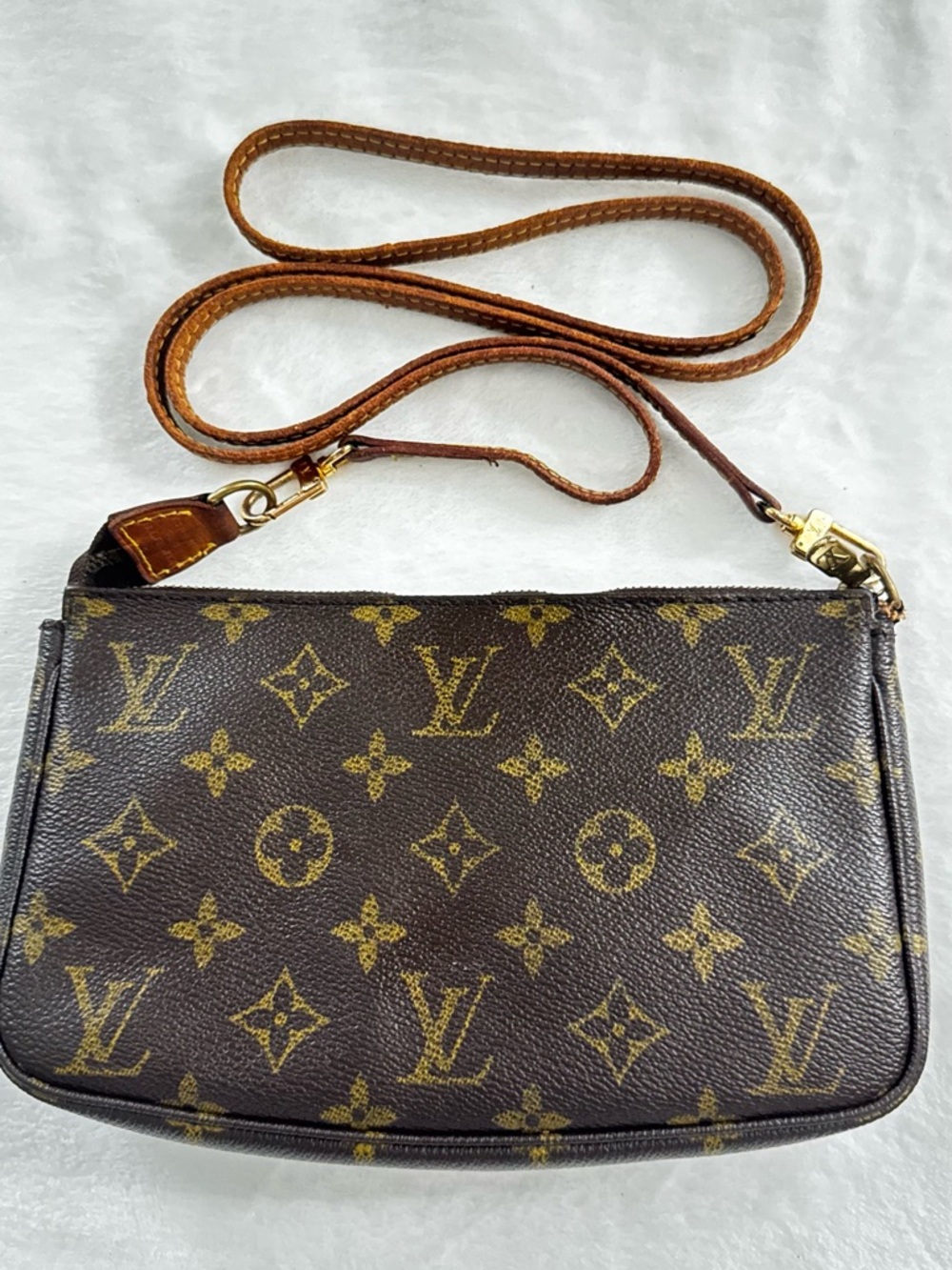 Louis Vuitton crossbody brown monogram canvas pochette removable strap bag - Picture 12 of 15